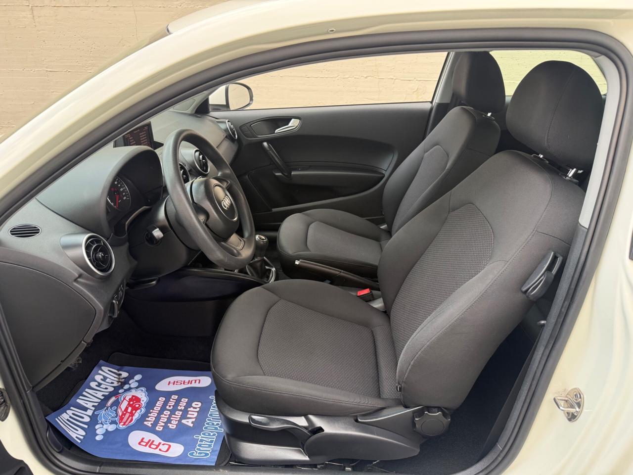 Audi A1 1.2benzina - 2013