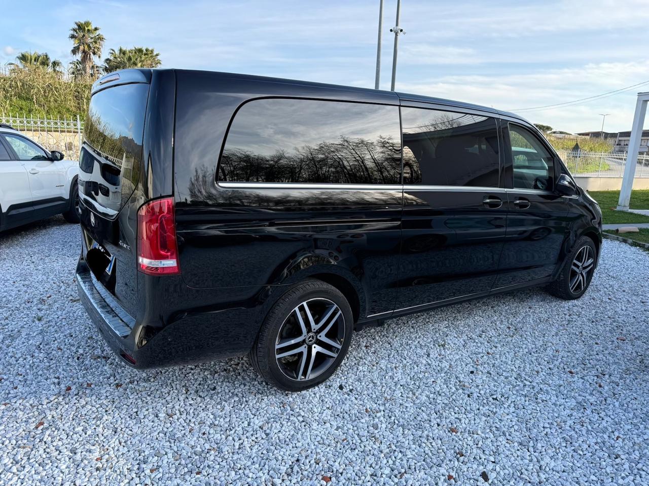 Mercedes-benz V 300 d Automatic 4Matic Premium Extralong