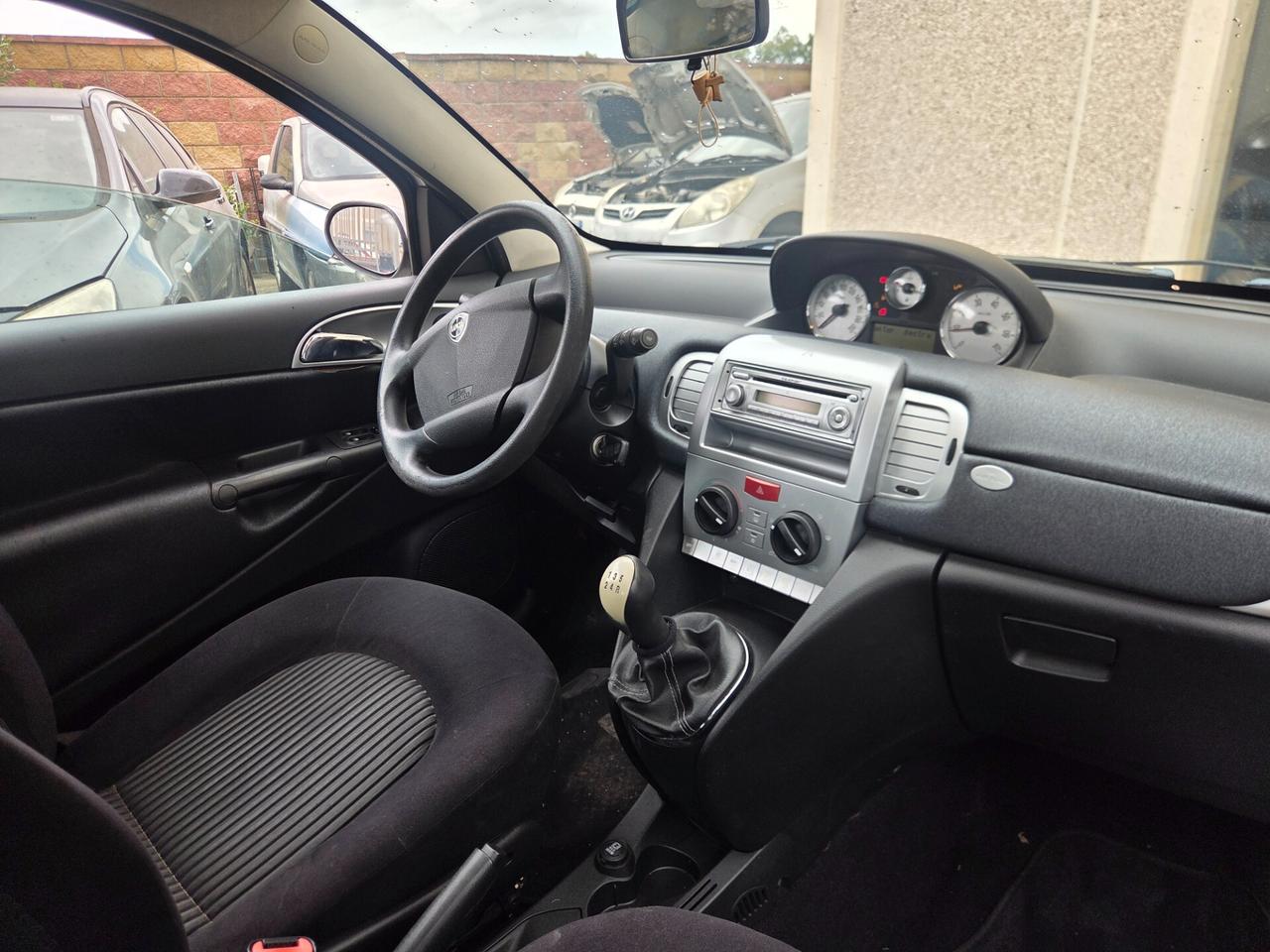 Lancia Ypsilon 1.3 MJT 90 CV Tetto Apribile 2009