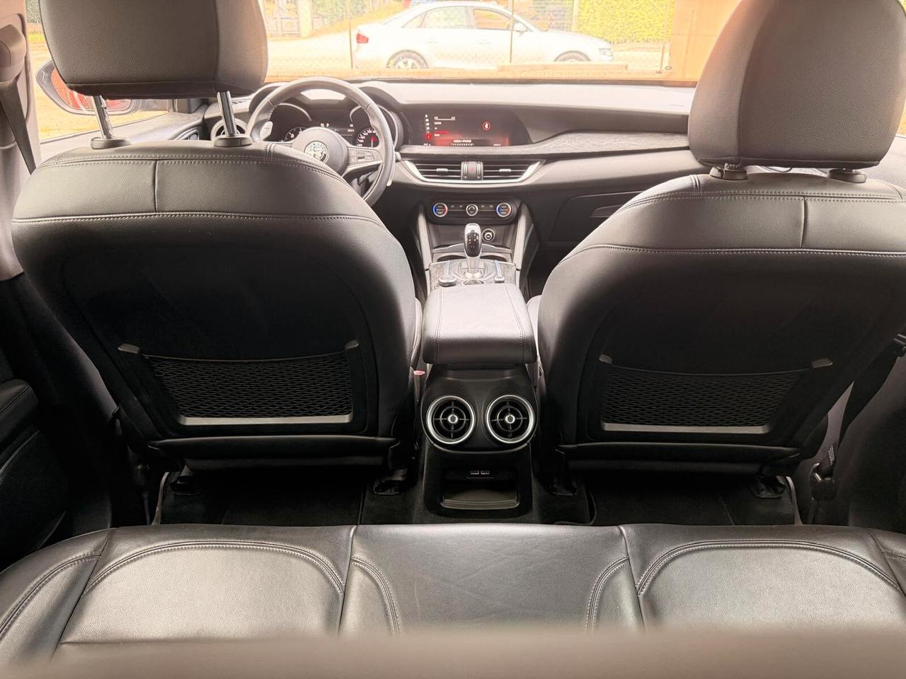 Alfa Romeo Stelvio 2.2 Turbodiesel 210 CV AT8 Q4 B-Tech