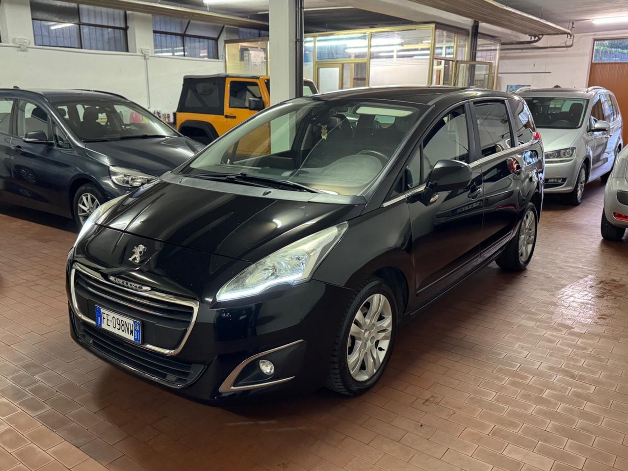 Peugeot 5008 7 POSTI BlueHDi 150 S&S Allure