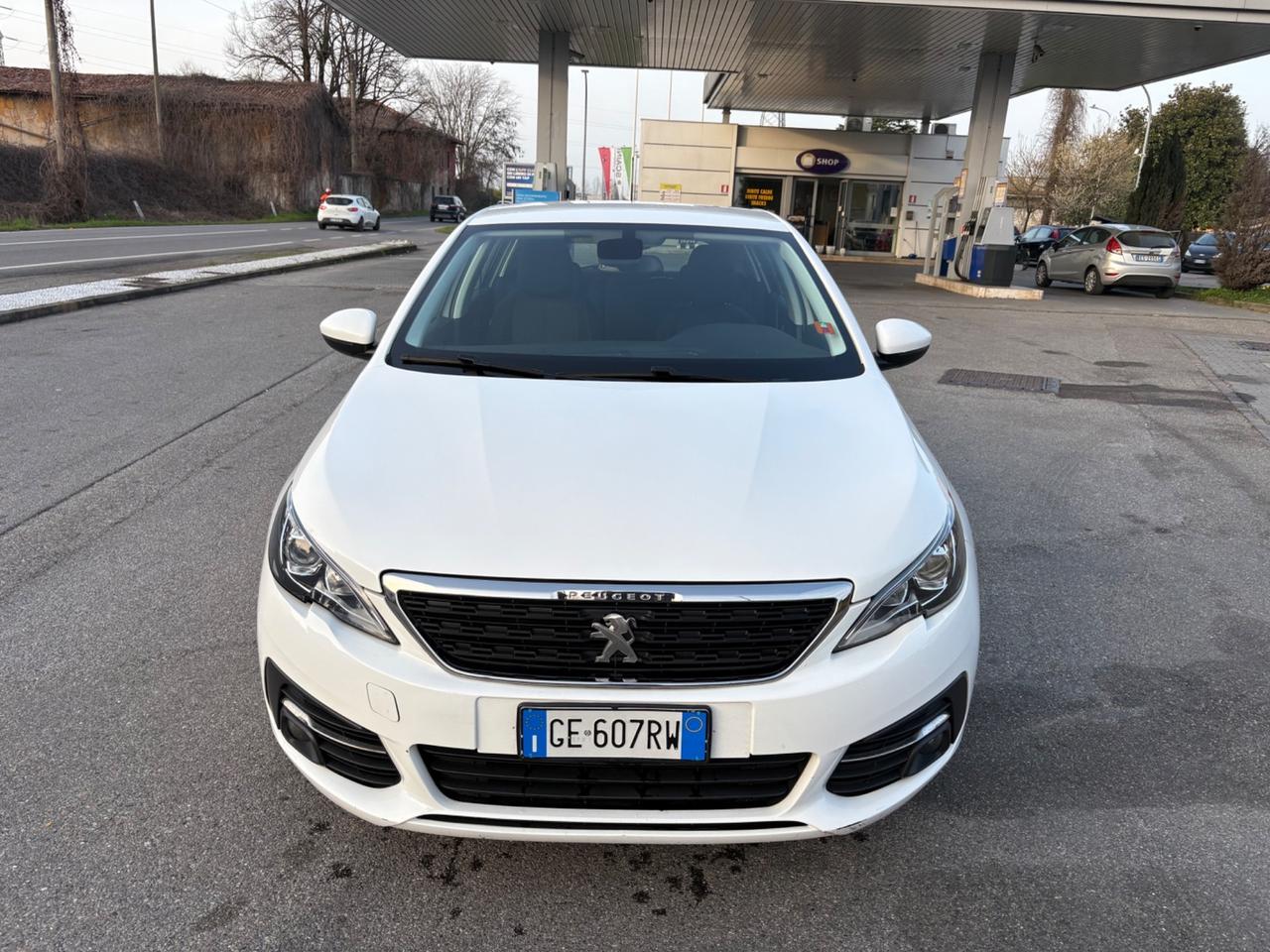 Peugeot 308 BlueHDi 130 S&S Allure