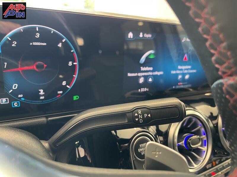 Mercedes-Benz GLA GLA 200 d Automatic Premium *Tetto*Ambient light*
