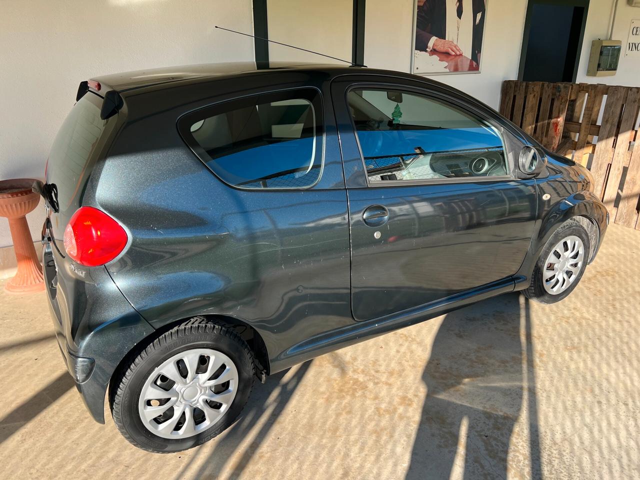 Toyota Aygo 1.0 12V VVT-i 3 porte Sol