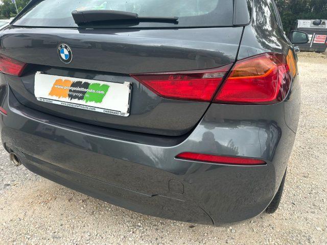 BMW 118 i 5p. Business Advantage