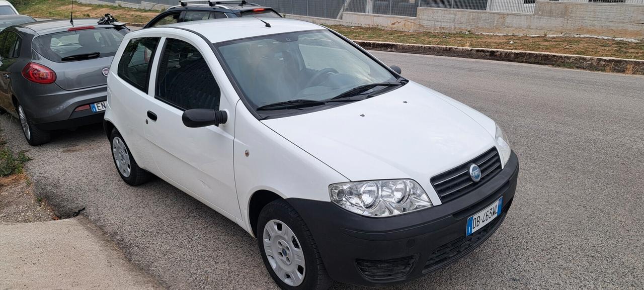 Fiat Punto 1.2 3 porte Active