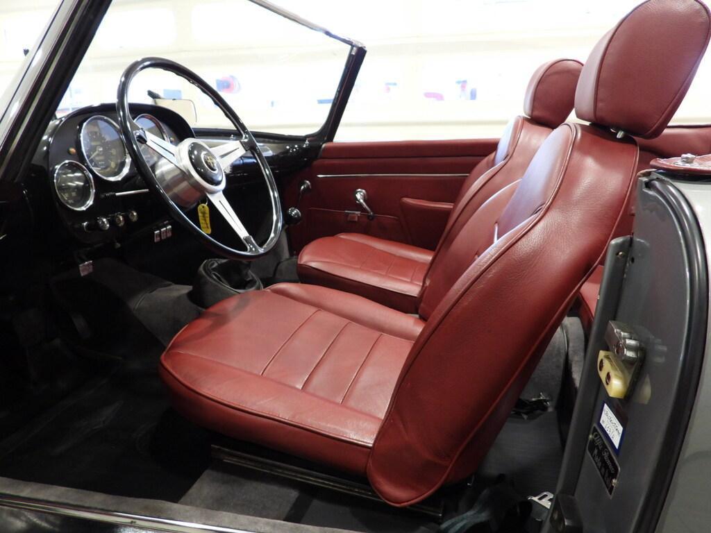 Alfa Romeo Spider 2000 TOURING TIPO 102.04