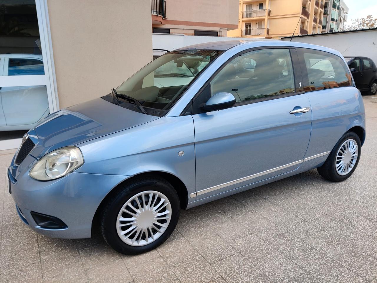 Lancia Ypsilon 1.3 MJT