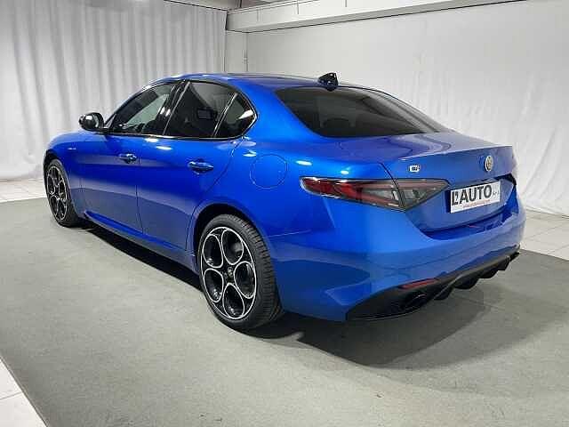 Alfa Romeo Giulia 2.2 Turbodiesel 210 CV AT8 AWD Q4 Veloce