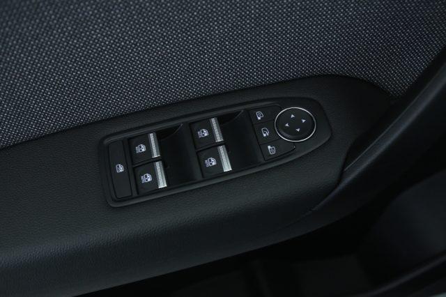 RENAULT Captur ECO-G 100 CV Techno Parking Camera/Tetto nero