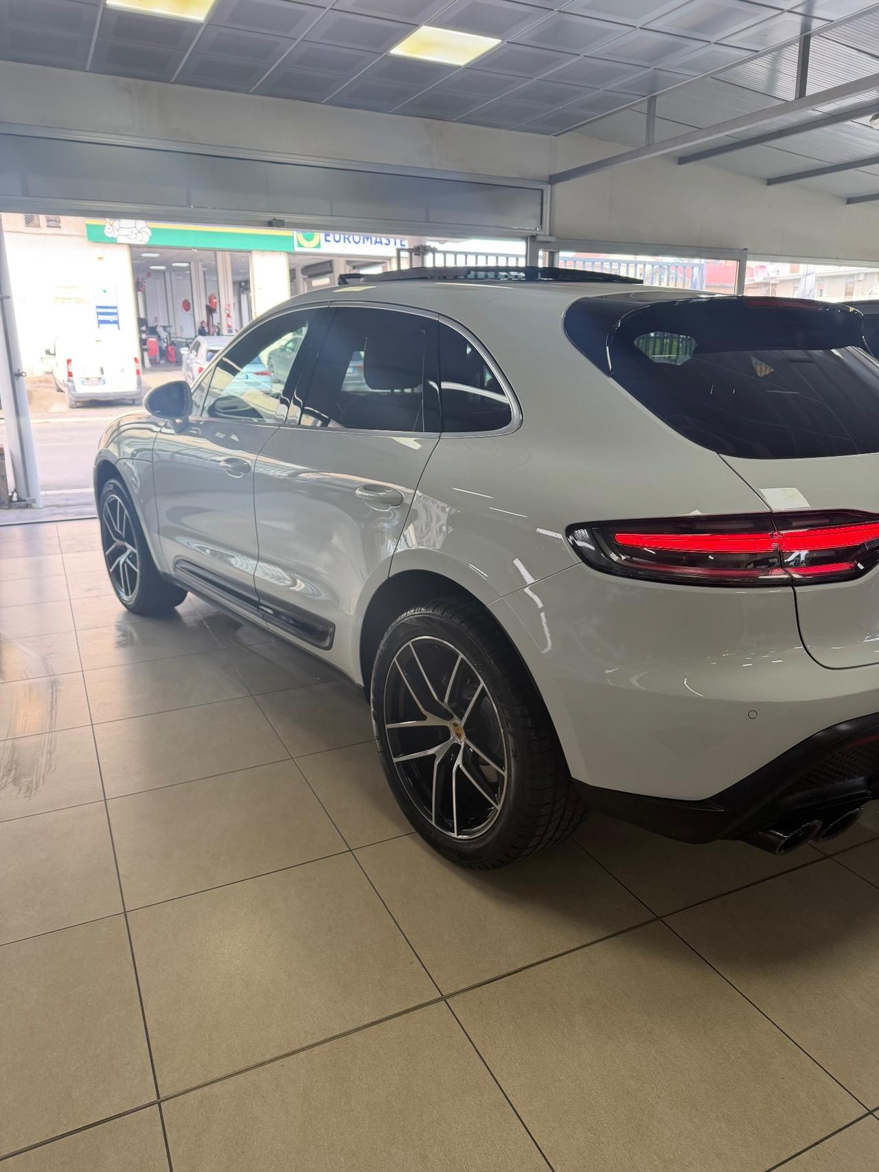 Porsche Macan 2.0 T 265CV KM 55.000