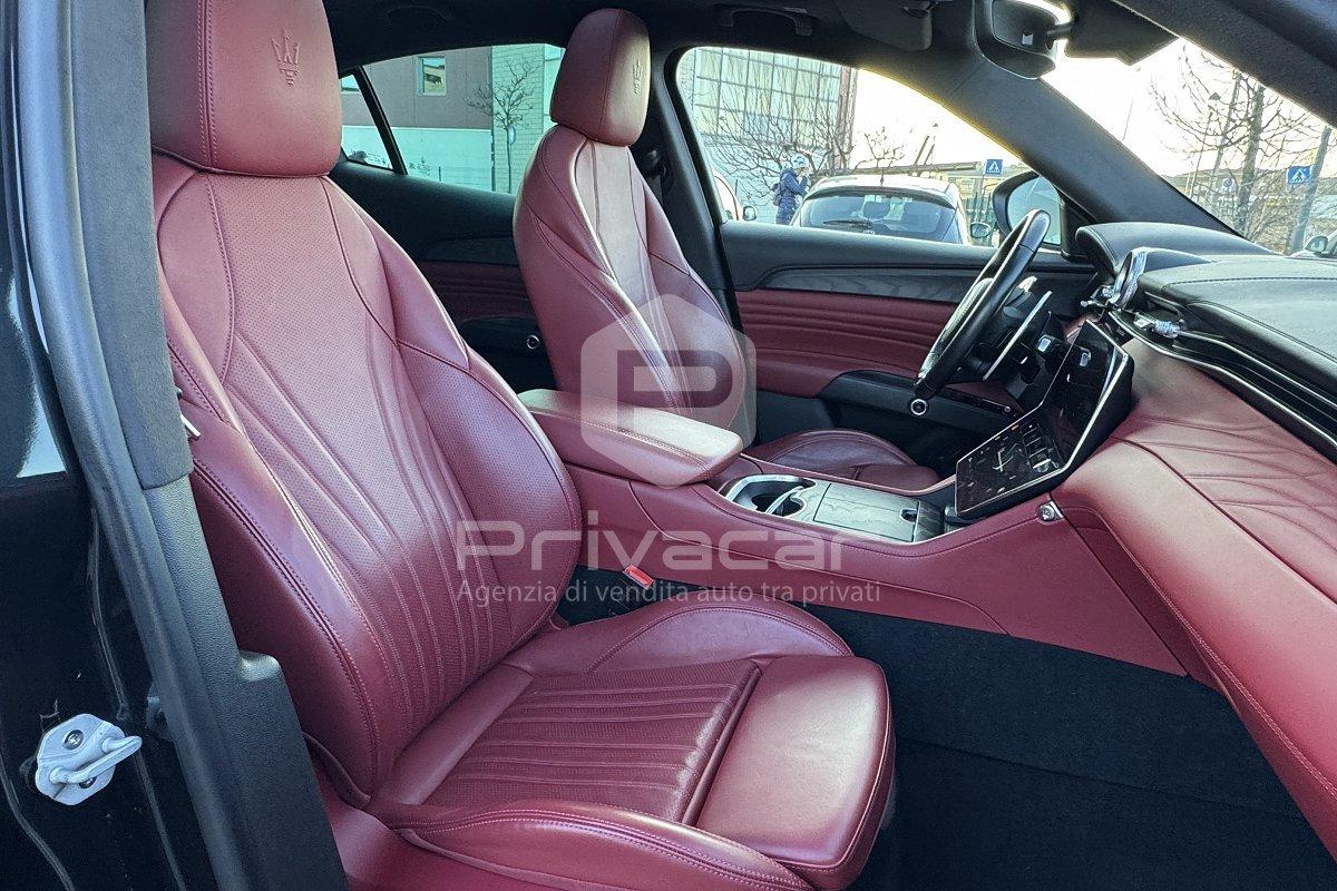 MASERATI Grecale MHEV 300 CV AWD GT PrimaSerie