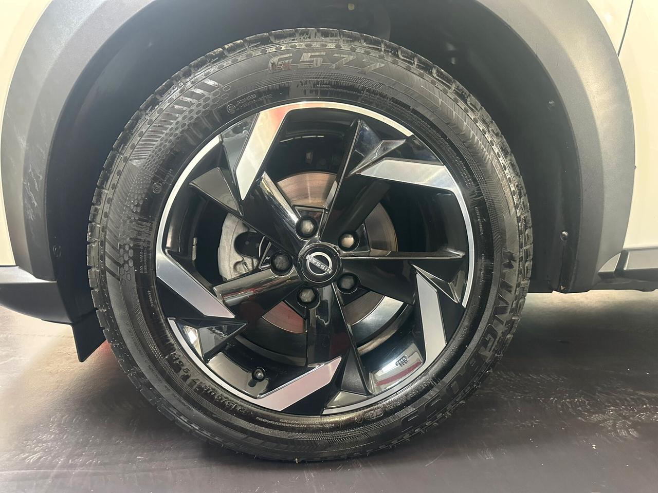 Nissan Juke 1.0 DIG-T 114 CV N-Connecta Promo