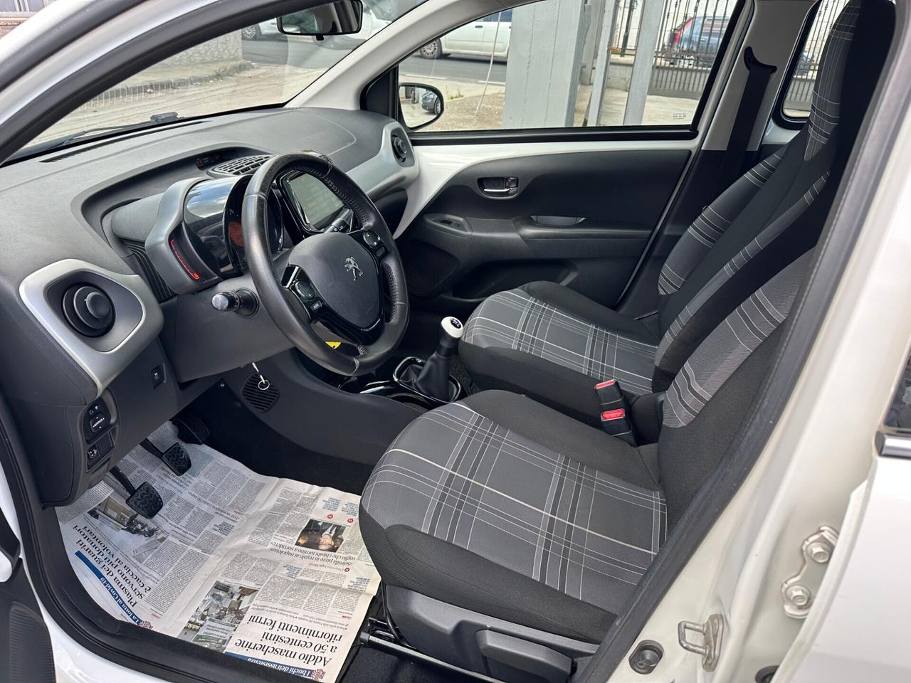 Peugeot 108 1.0 Benzina 68 Cv 5 porte Allure 2017