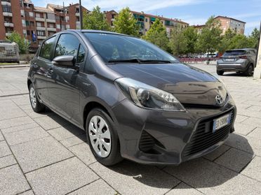 TOYOTA YARIS 1.5 75CV HYBRID 2014
