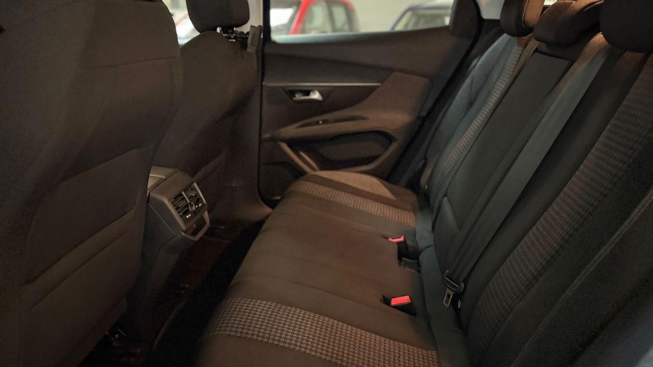 Peugeot 3008 BlueHDi 130 S&S EAT8 GT