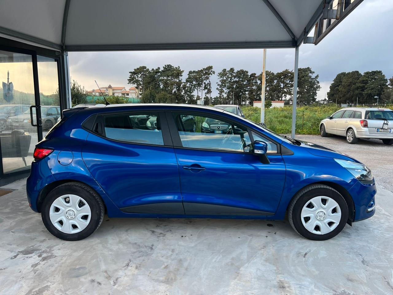 Renault Clio 1.2 75 CV 5 porte Duel