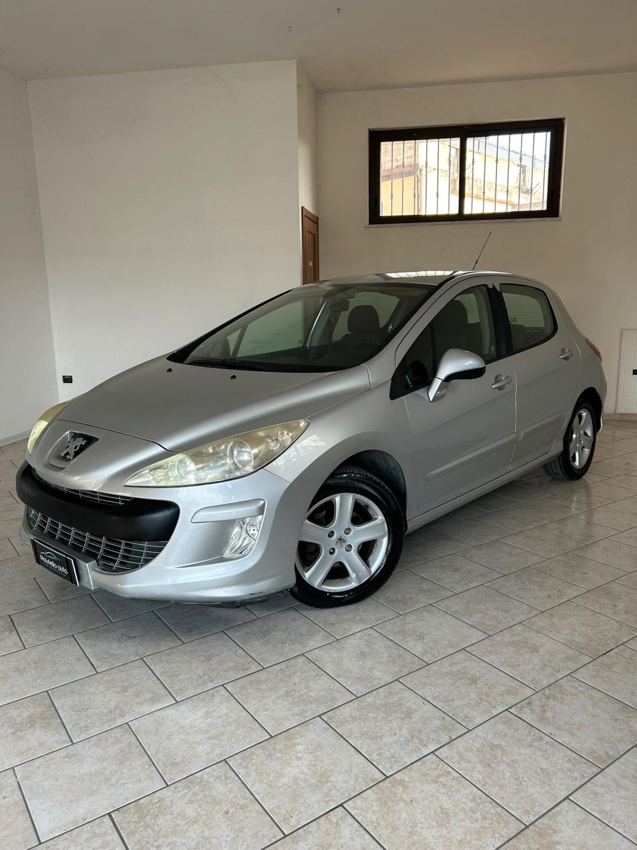 Peugeot 308 1.6 HDi 90CV 5p. Tecno