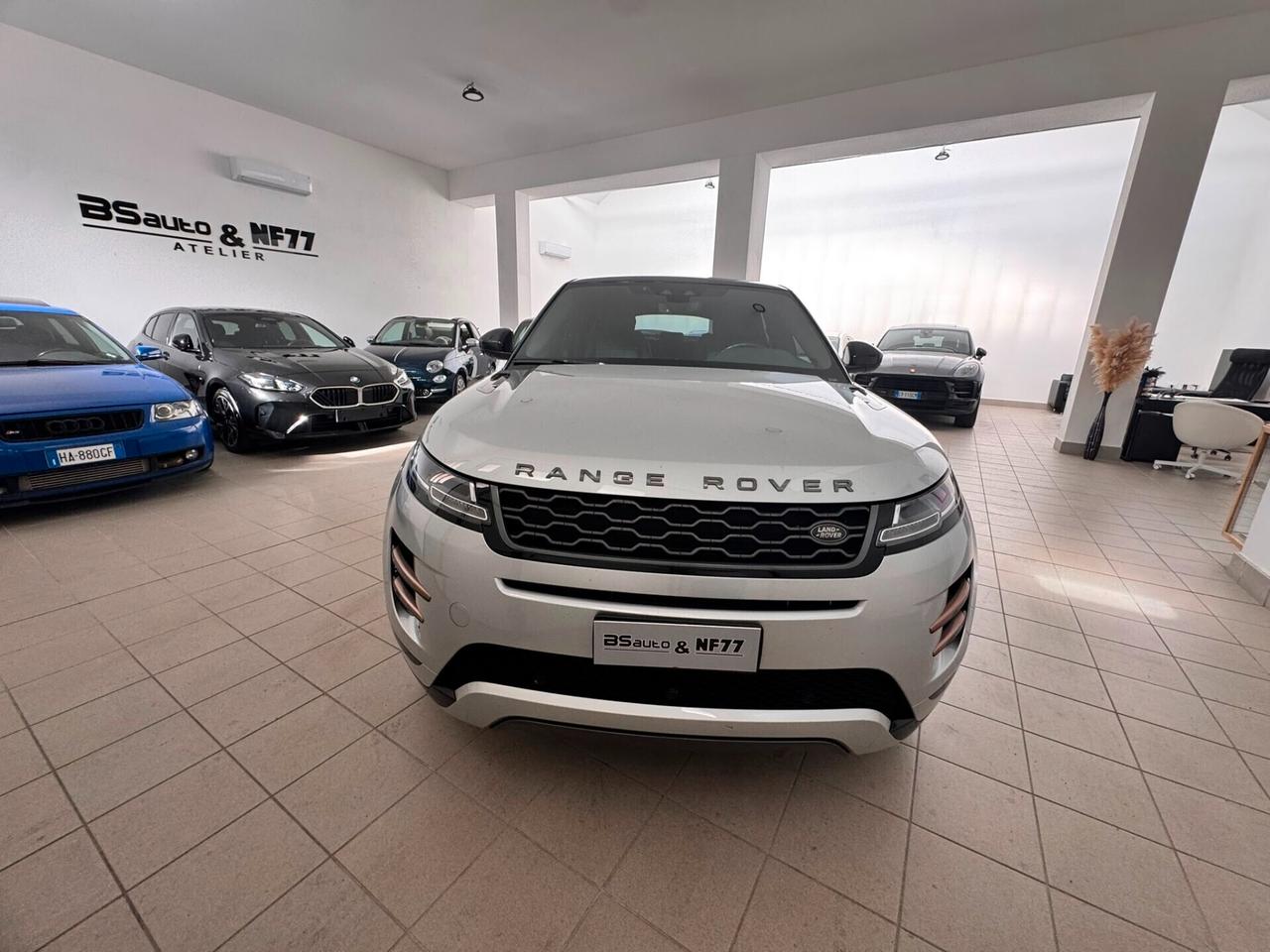 Land Rover Range Evoque 2.0d i4 mhev R-Dynamic SE