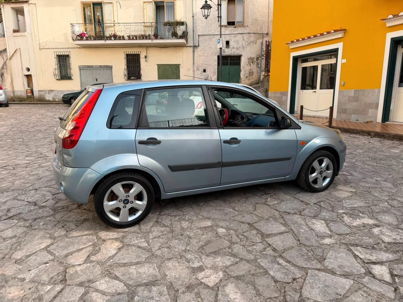 Ford Fiesta 1.4 TDCi 5p. Titanium