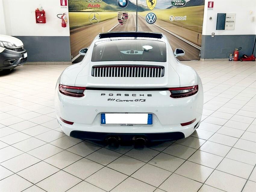 Porsche 911 3.0 Carrera GTS Coupé