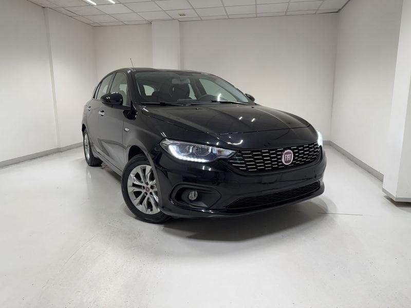 FIAT Tipo Tipo 1.4 5Pt Lounge