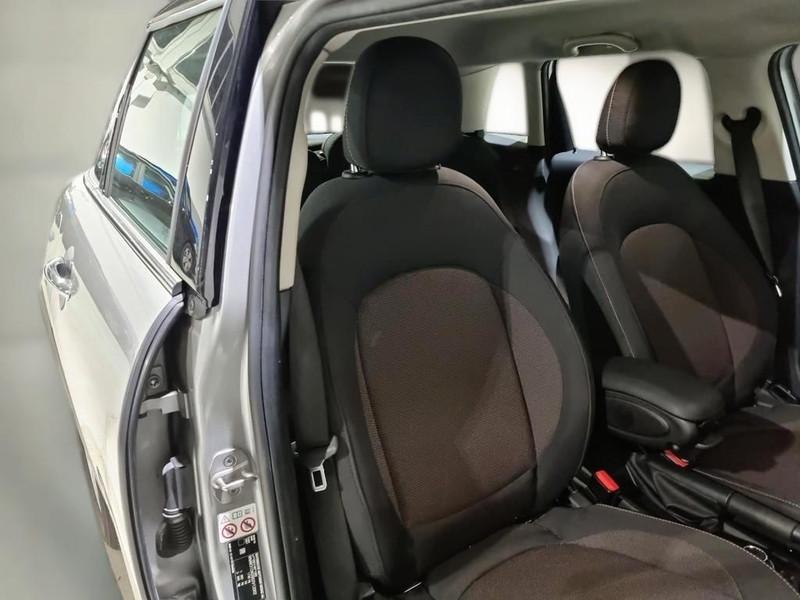 MINI COOPER ESSENTIAL AUTO 5 PORTE BERLINA