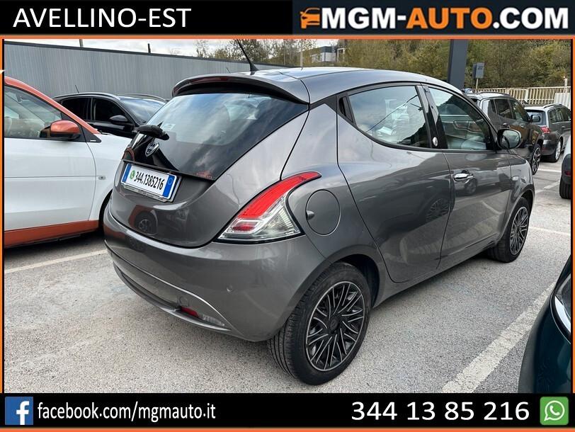 Lancia Ypsilon 1.2 69 CV 5 porte GPL casa madre