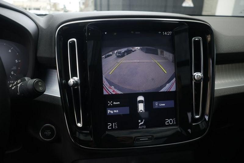 Volvo XC40 Volvo XC40 2.0 D3 AWD Geartronic Momentum 110KW ANNO 2020