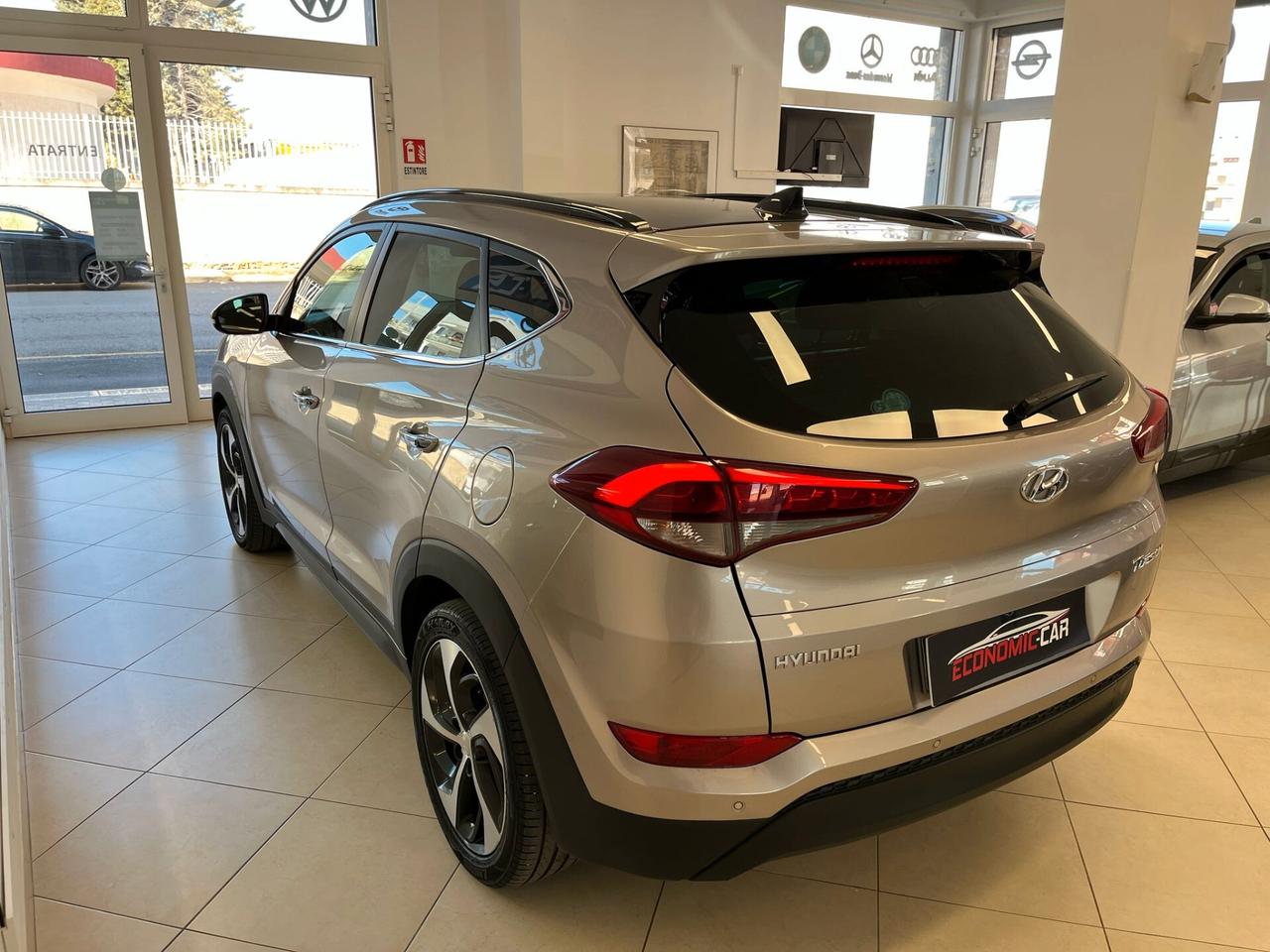 Hyundai Tucson 1.7 CRDi XPOSSIBLE motore nuovo