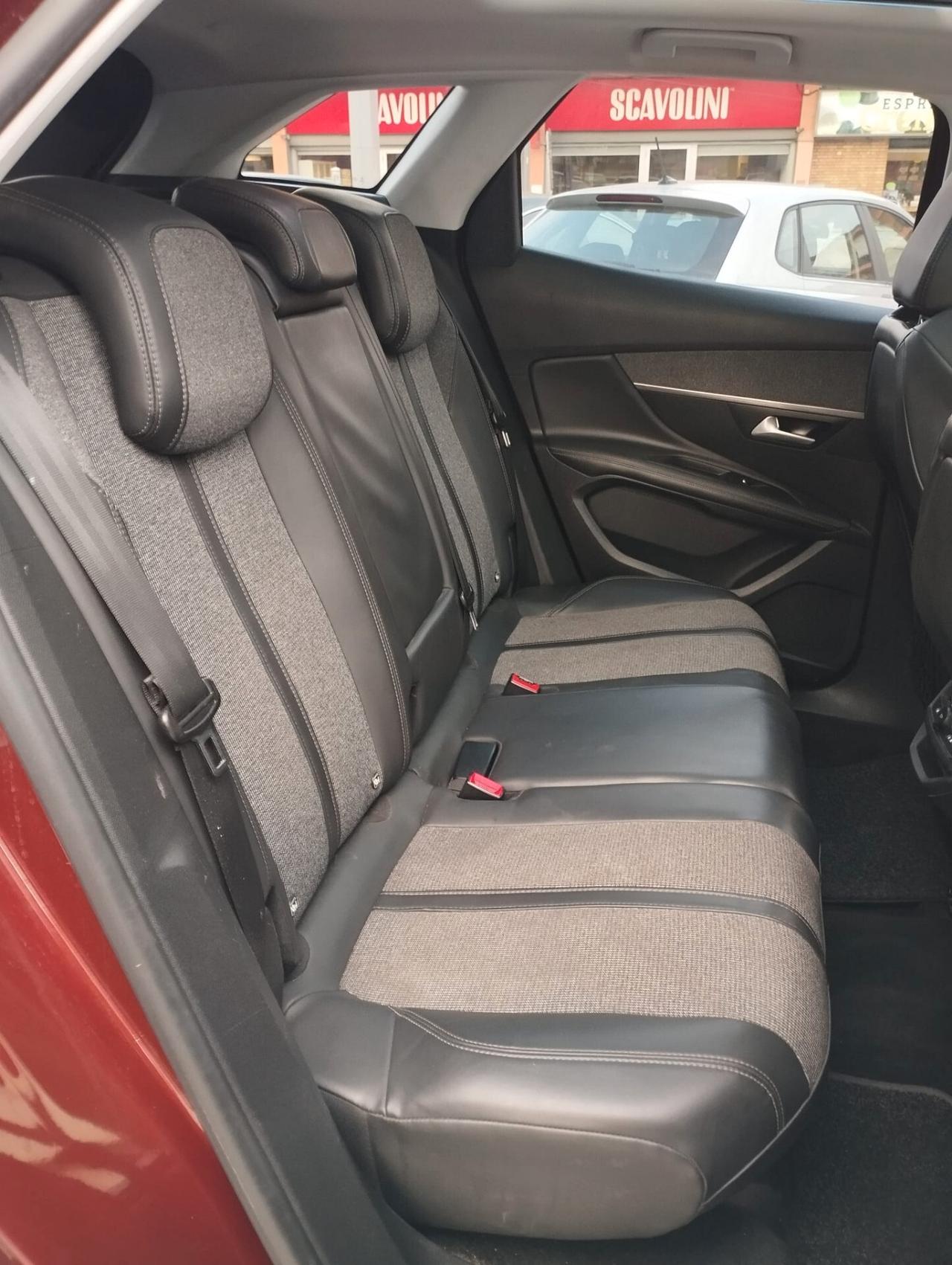 Peugeot 3008 BlueHDi 120 S&S EAT6 Allure