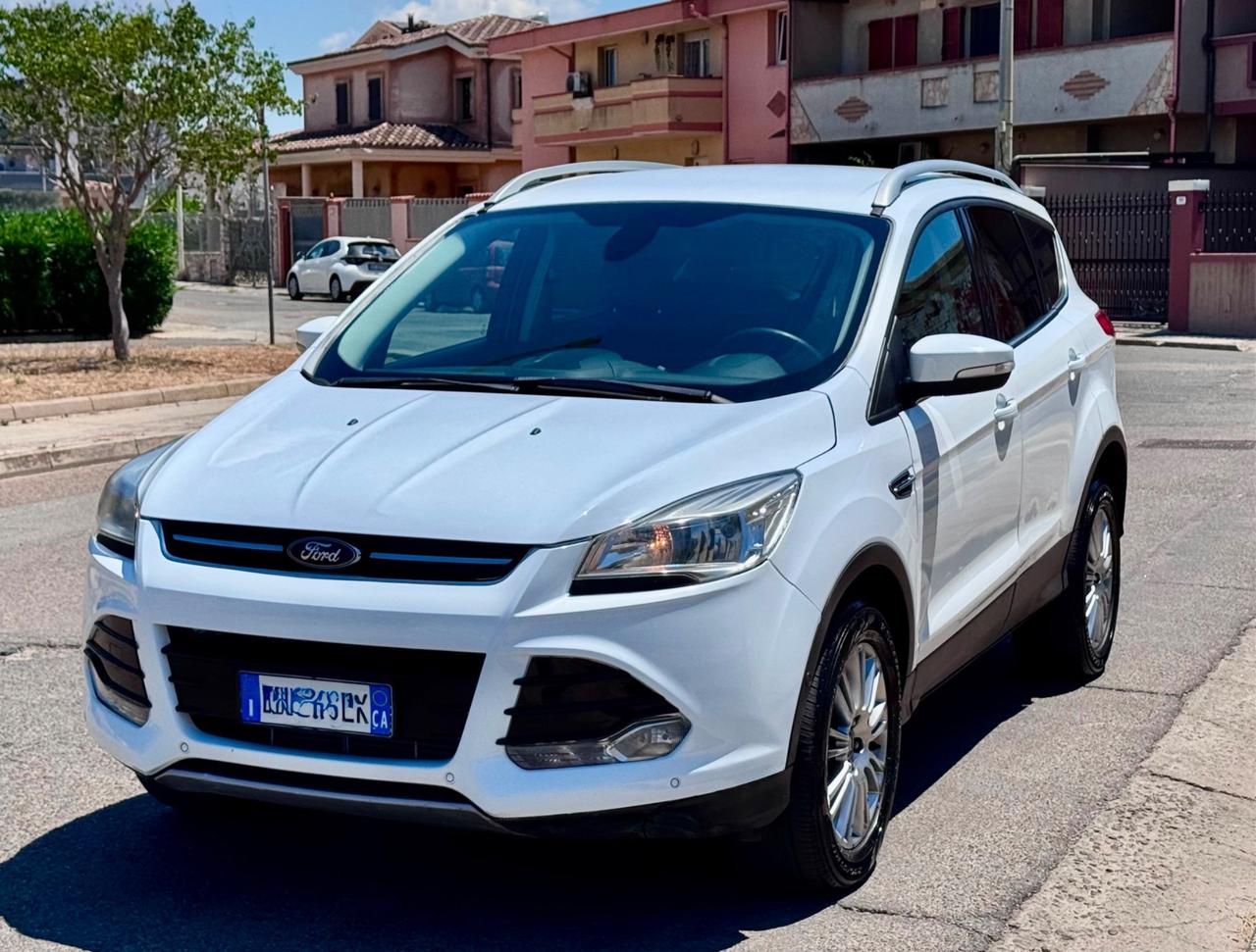 Ford Kuga 2.0 TDCI 140 CV 4WD Powershift Business