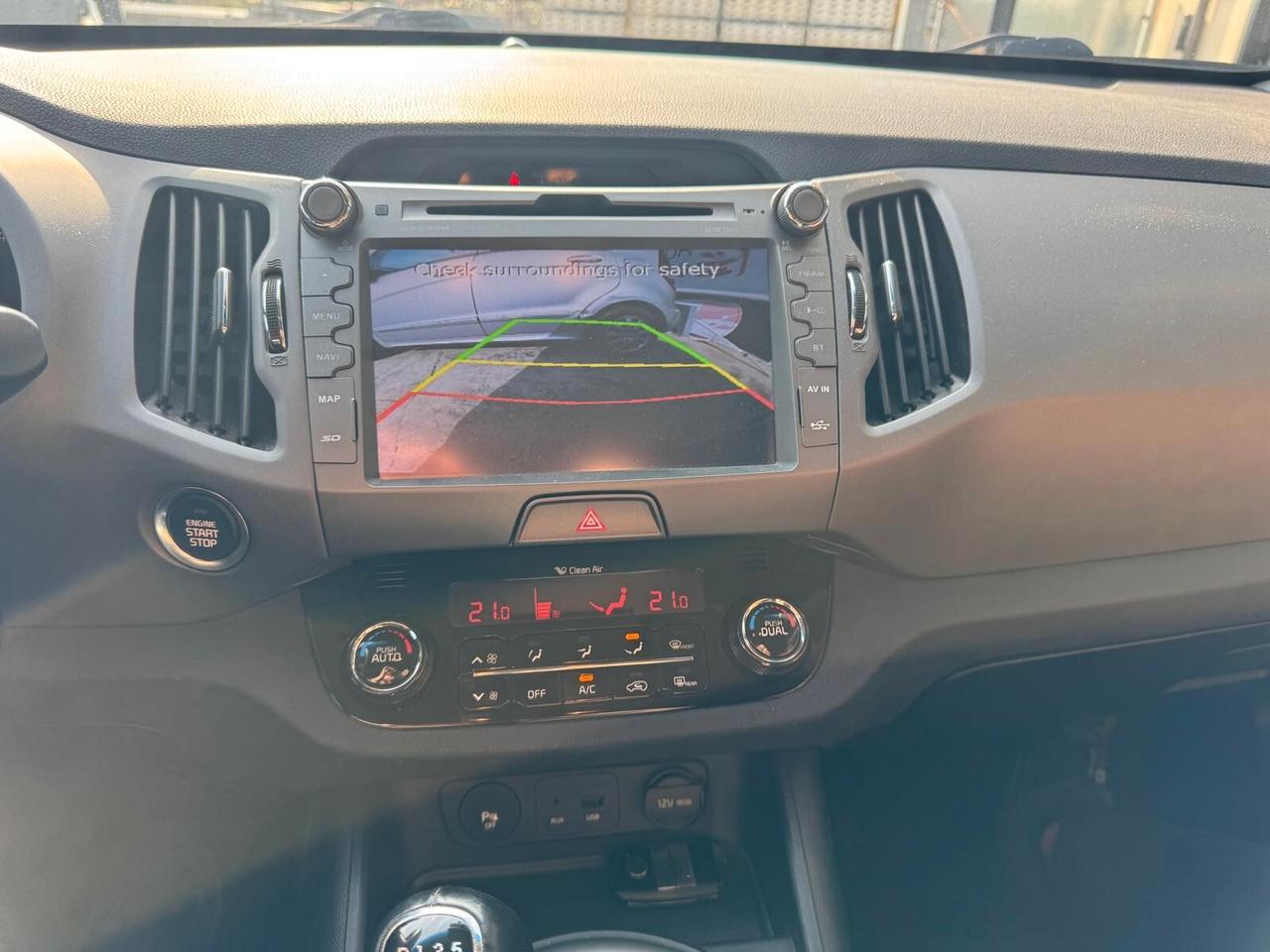 Kia Sportage 1.7 CRDI VGT 2WD high tech