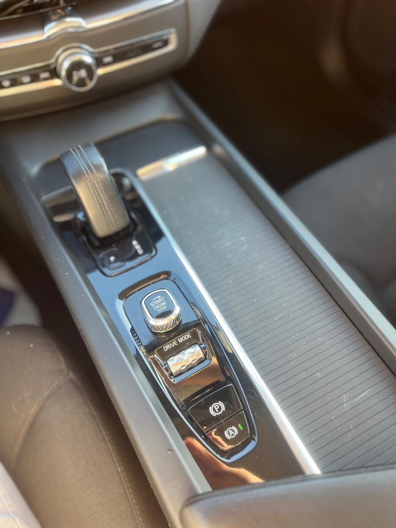 Volvo XC 60 XC60 D4 Geartronic Momentum