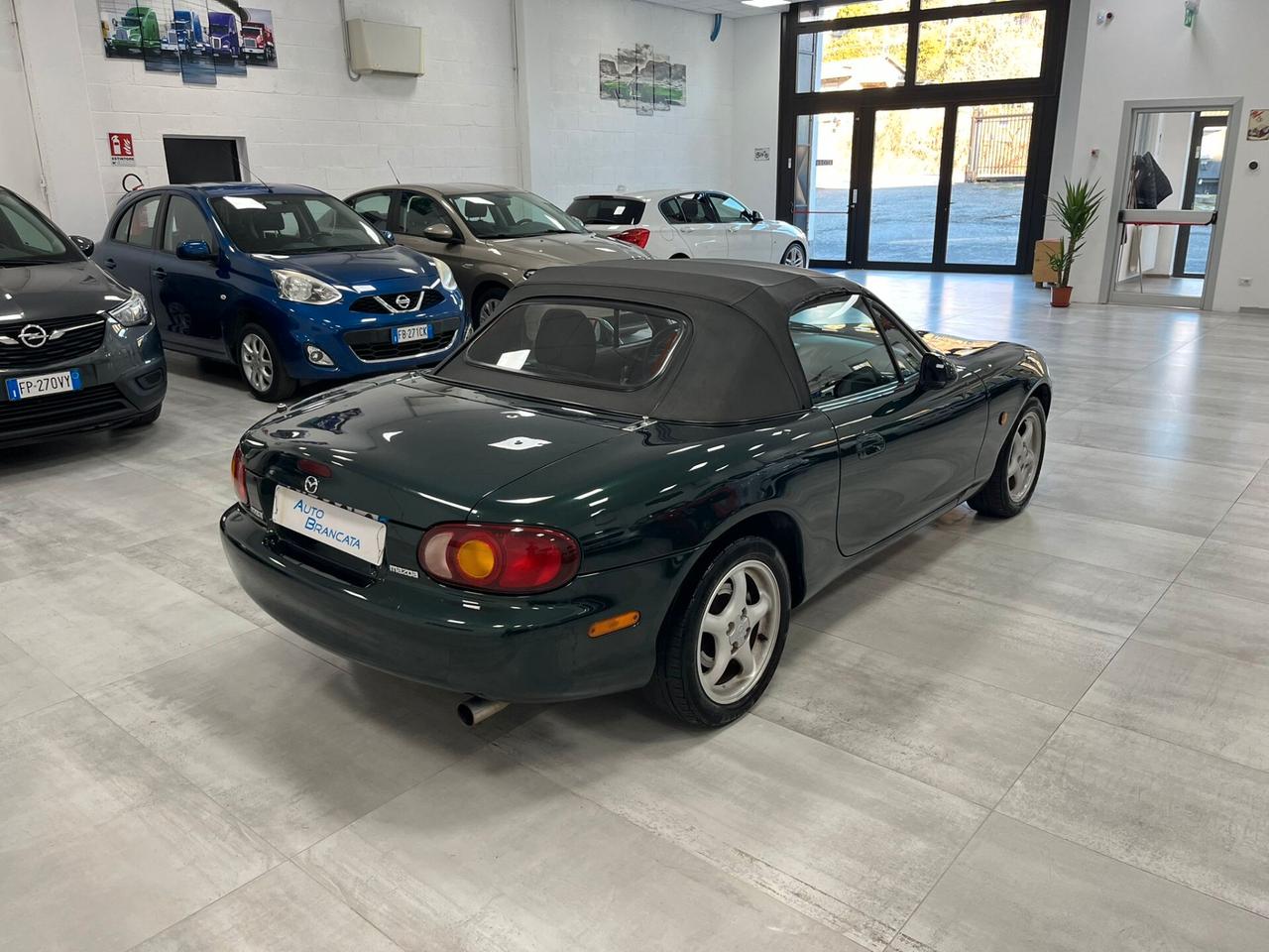 Mazda MX-5 1.6i 16v