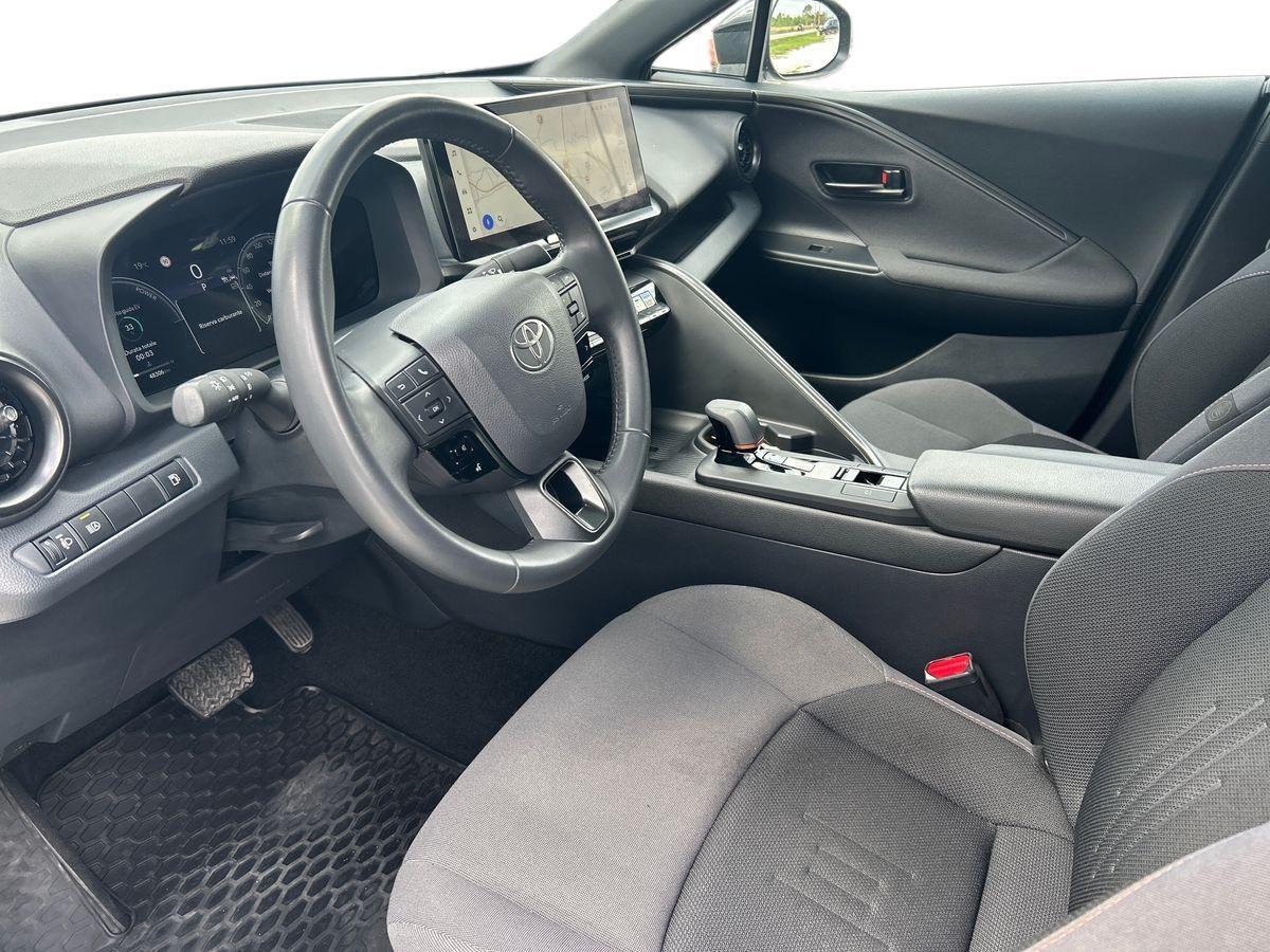 TOYOTA C-HR 1.8 hev Trend fwd e-cvt