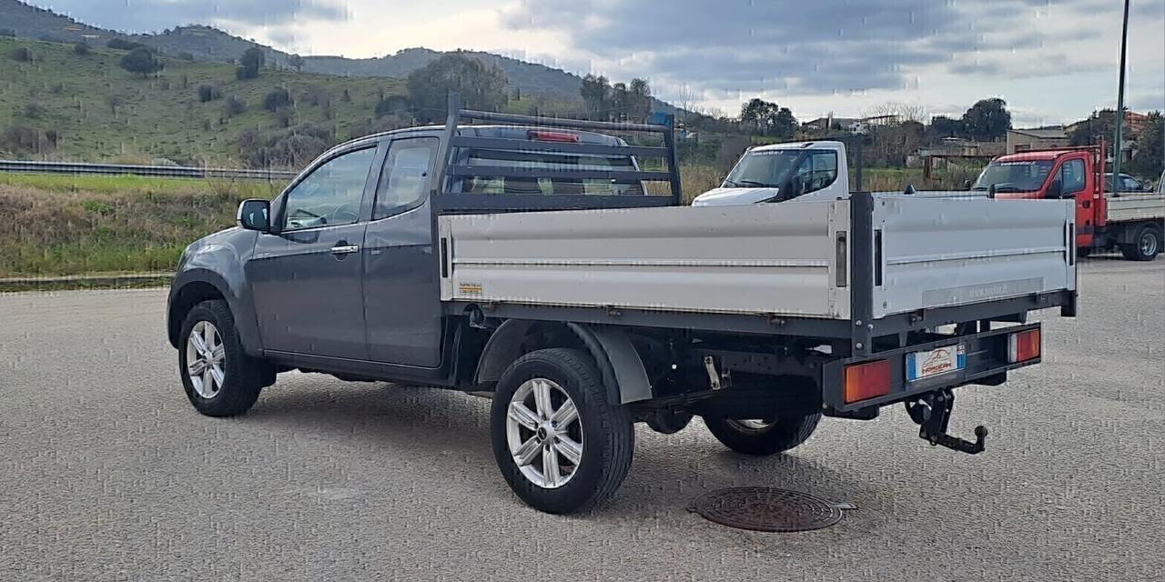 Isuzu D-Max 1.9 Space Cab Solar 4WD A/C