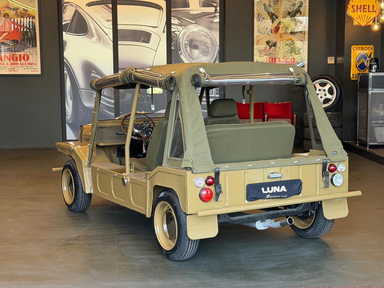 Austin Mini Moke Portoghese
