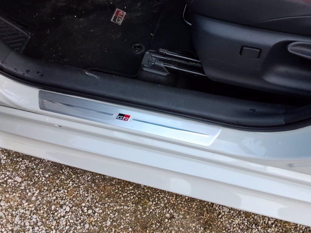 TOYOTA Yaris 1.5h 130 gr sport del 2024