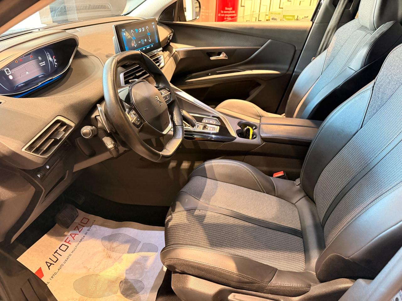 Peugeot 3008 BlueHDi 130 S&S EAT8 Allure