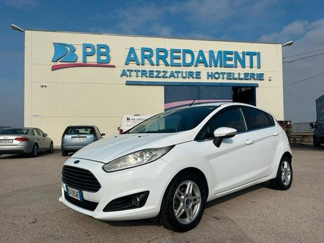 Ford Fiesta 1.4 5p. Bz.- GPL Titanium