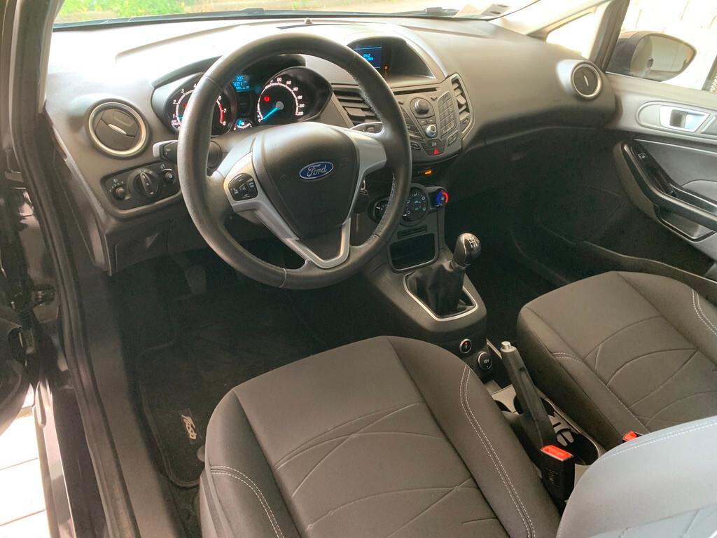 Ford Fiesta 1.4 3 porte Benzina- GPL 26.000 km !!