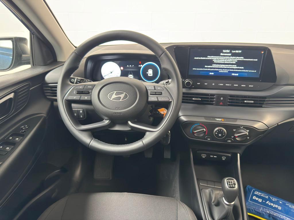 Hyundai i20 1.2 MPI MT Connectline