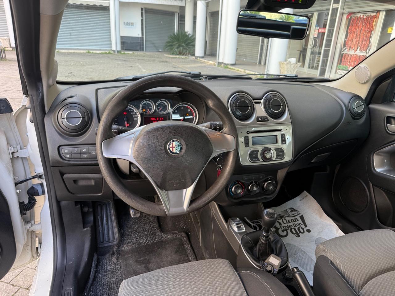 Alfa Romeo MiTo Distinctive Sport Pack