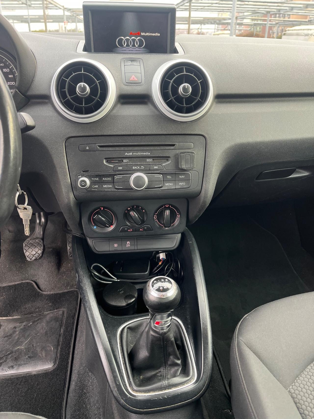 Audi A1 1.6 TDI S line edition