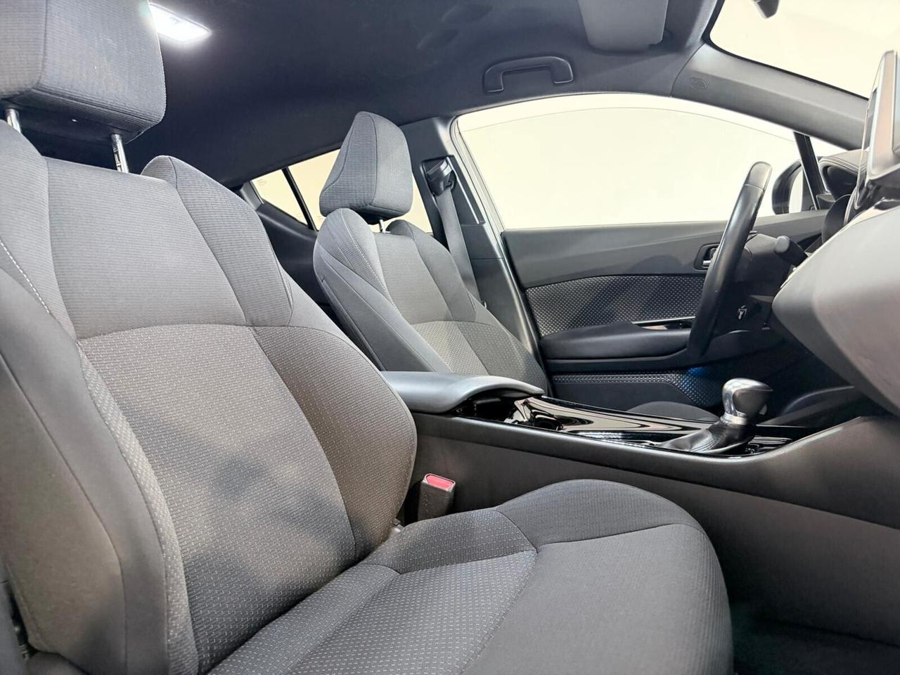 Toyota C-HR 1.8 FULL HYBRID PRONTA CONSEGNA