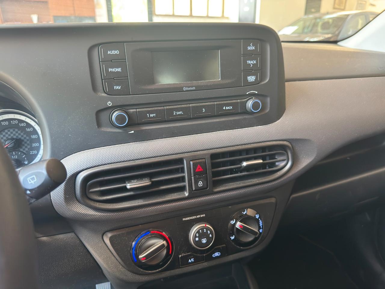 Hyundai i10 1.0 MPI Tech