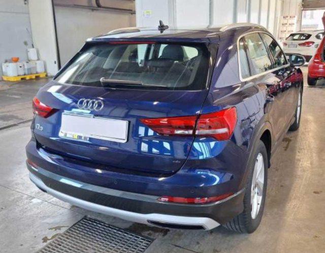 AUDI Q3 35 TFSI S tronic Business Advanced