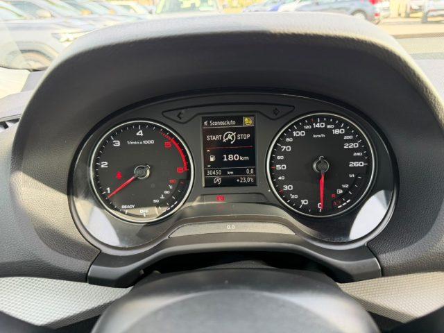 AUDI Q2 30 TDI Business