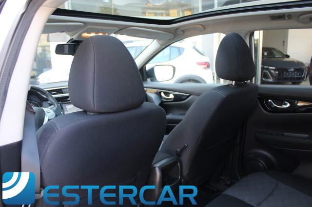 NISSAN Qashqai 1.6 dCi 4WD N-Connecta TETTO